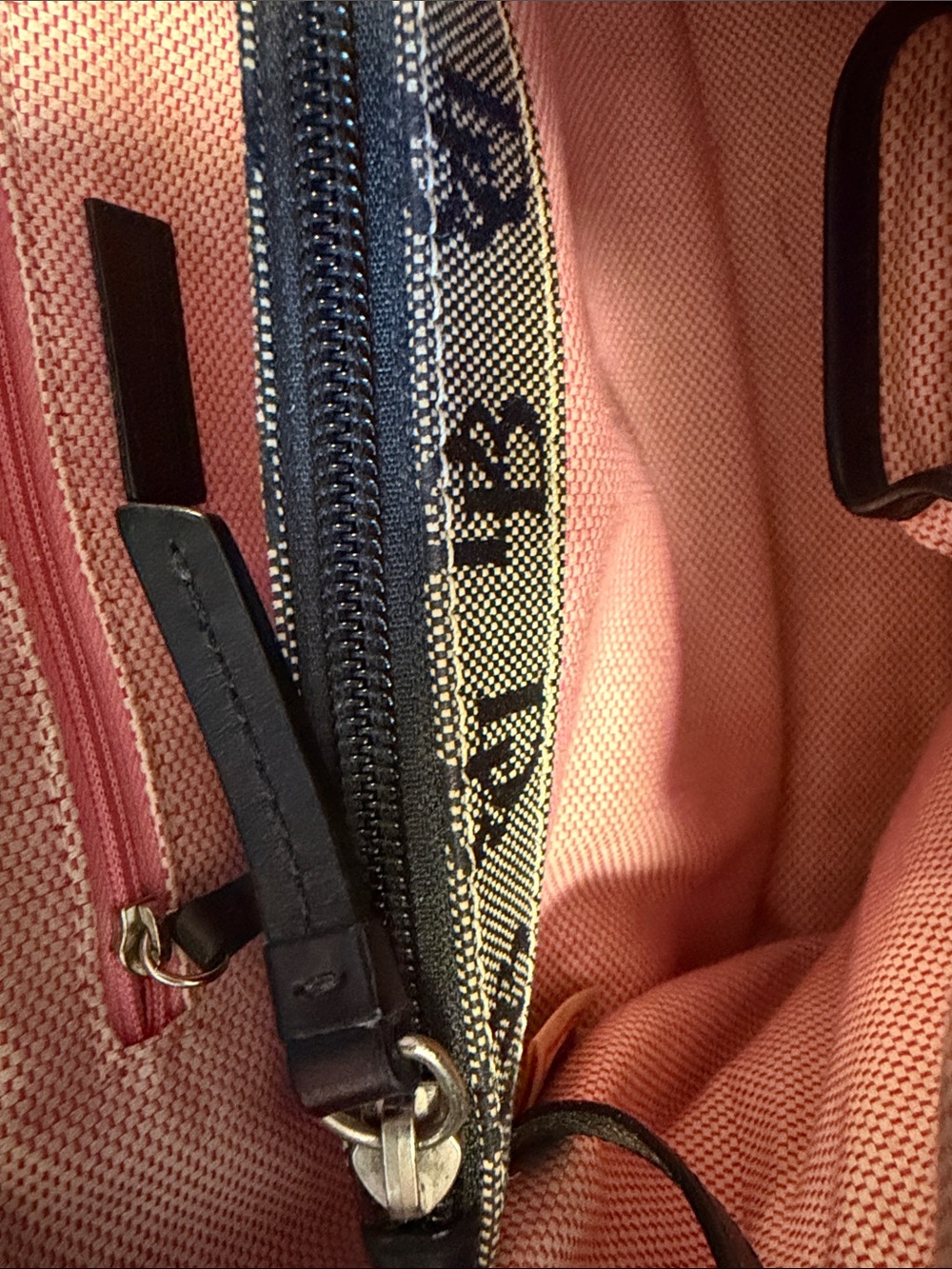Dooney & Bourke Black and Beige DB Monogram Tote - Picture 11 of 13